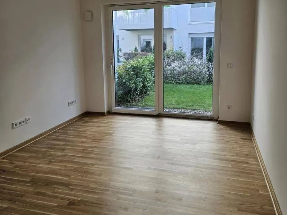 Eindrucksvolle Terrassenwohnung mit EBK in der Dresdner Innenstadt!