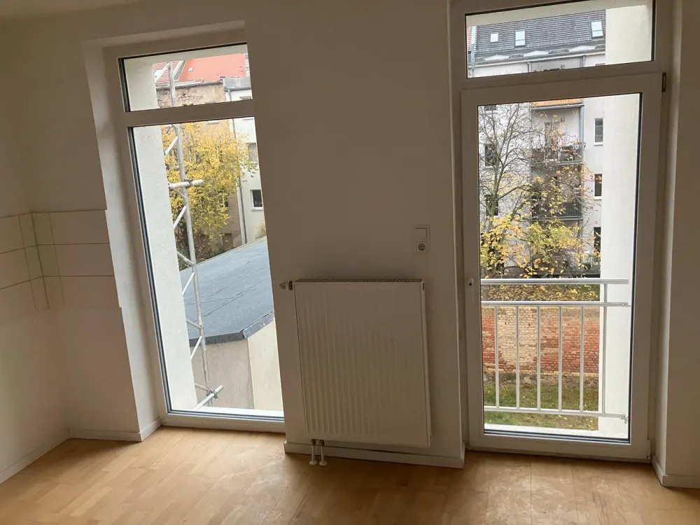 Sonnige neurenovierte 3,5-Zimmer Wohnung