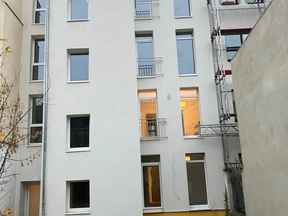 Sonnige neurenovierte 3,5-Zimmer Wohnung