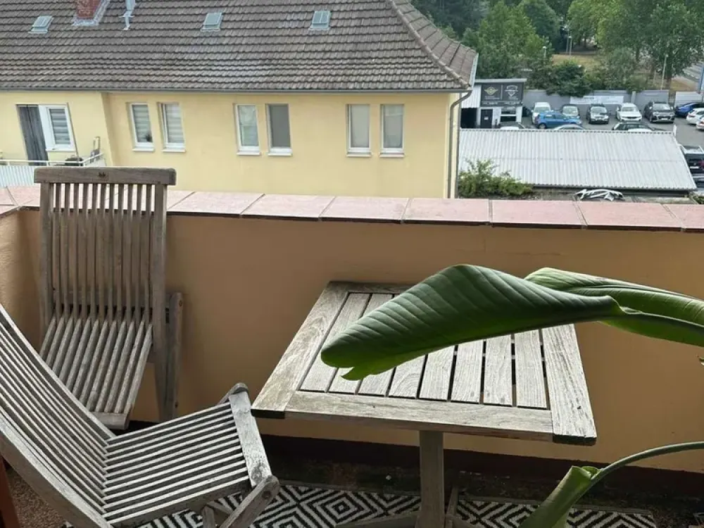 3-Room Old Building Apartment with Loggia · 3rd Floor · Kassel-Bettenhausen