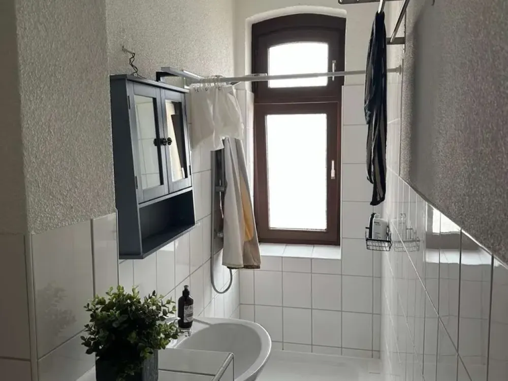 3-Room Old Building Apartment with Loggia · 3rd Floor · Kassel-Bettenhausen