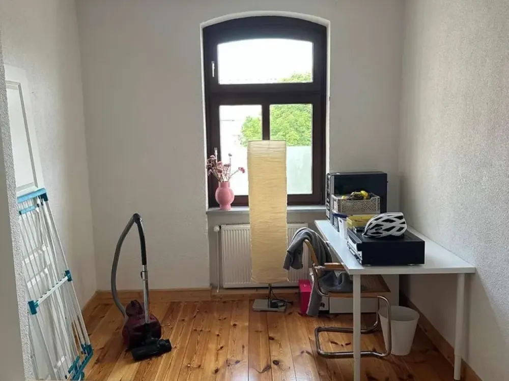3-Room Old Building Apartment with Loggia · 3rd Floor · Kassel-Bettenhausen