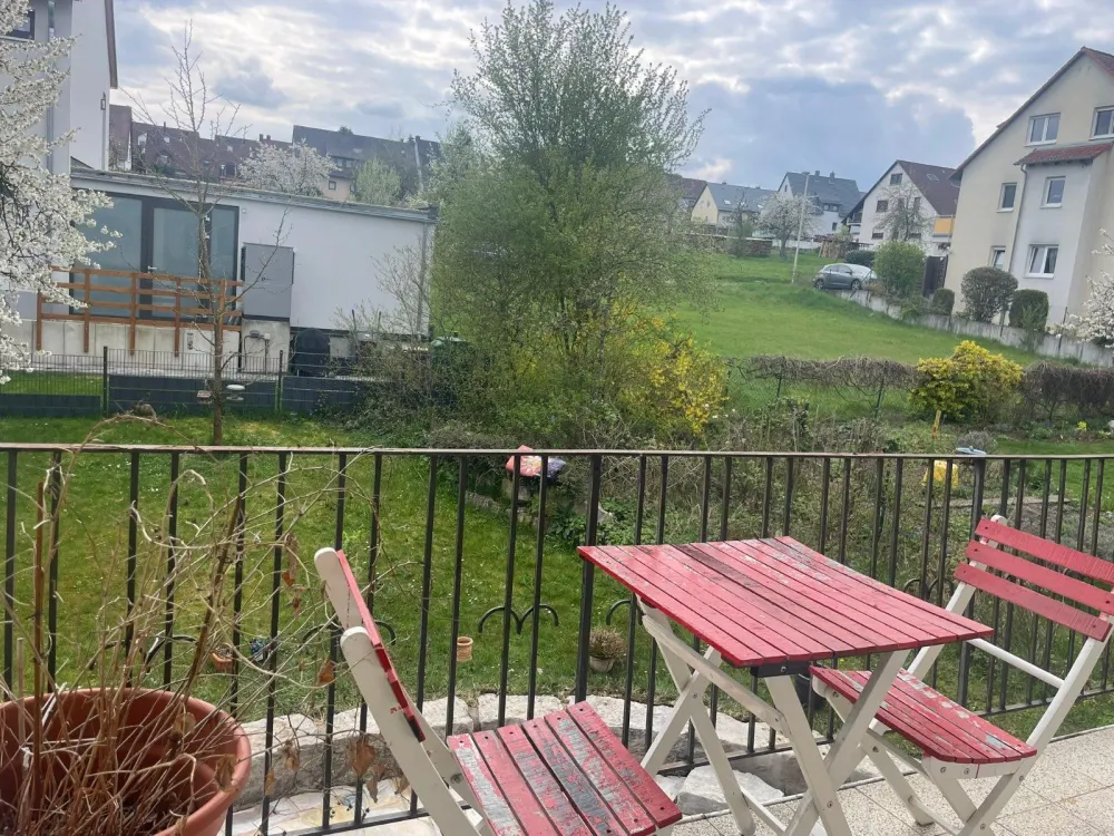 2-room apartment, sunny, with kitchen, parquet, balcony - furnished for a limited time