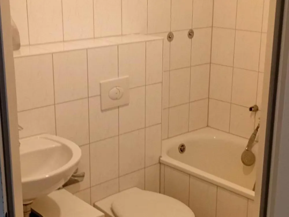 2 zimmer wohnung voll moebliert zu vermieten