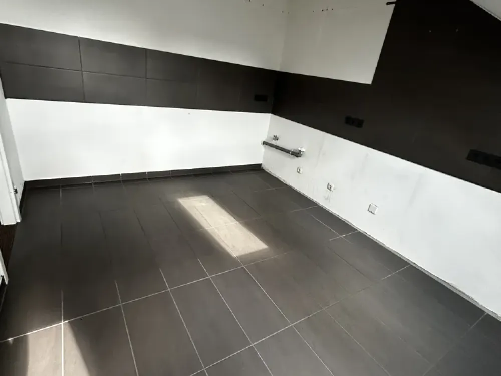 Gemütliche 2-Zimmer Dachgeschosswohnung in guter Lage in Korschenbroich