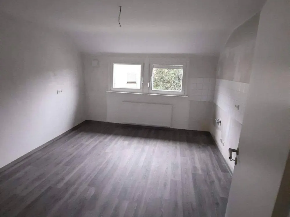 Sanierte 2 ZKB-Wohnung in Jägersfreude