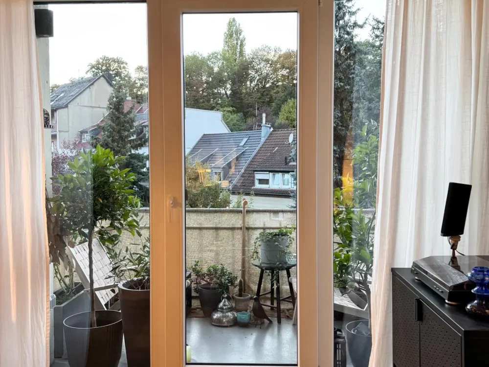 Zentrale 3,5 Zimmer Wohnung mit Balkon