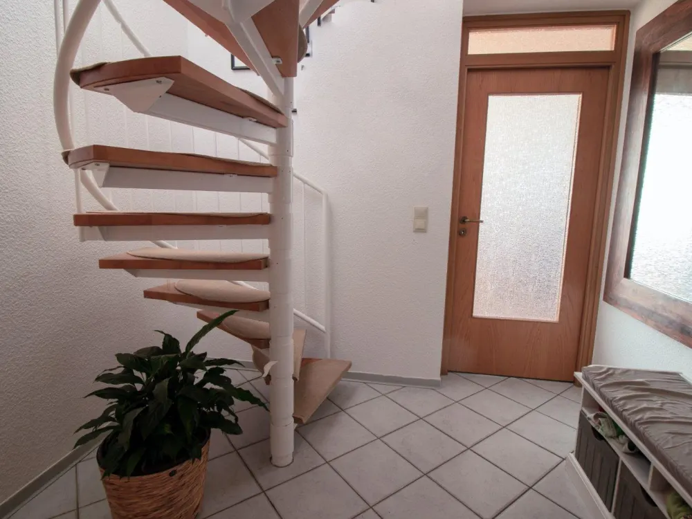 Stilvolle 4 Raum Maisonette DG in Brandis mit Balkon und Carport