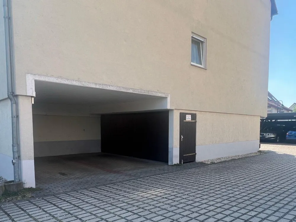Stilvolle 4 Raum Maisonette DG in Brandis mit Balkon und Carport
