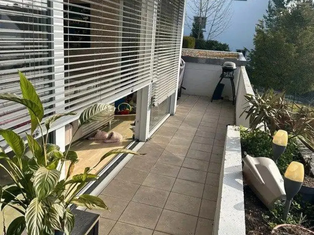 EG 4,5-Zimmer-Wohnung mit 3 Schlafzimmern, Balkon, Keller &Garage