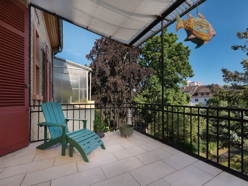 Stilvolle Altbauwohnung in der Belle Etage mit 2 Balkonen in ruhiger Lage von Hanau