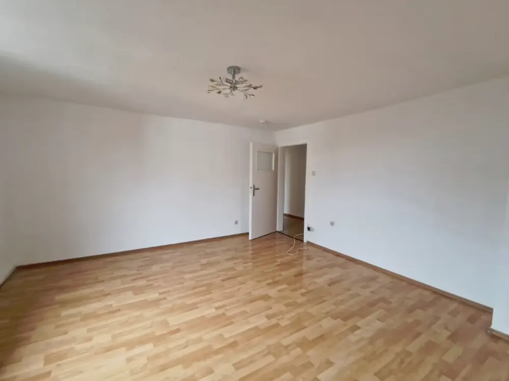 Schöne 4 Zimmer Wohnung im Herzen von Offenbach am Main