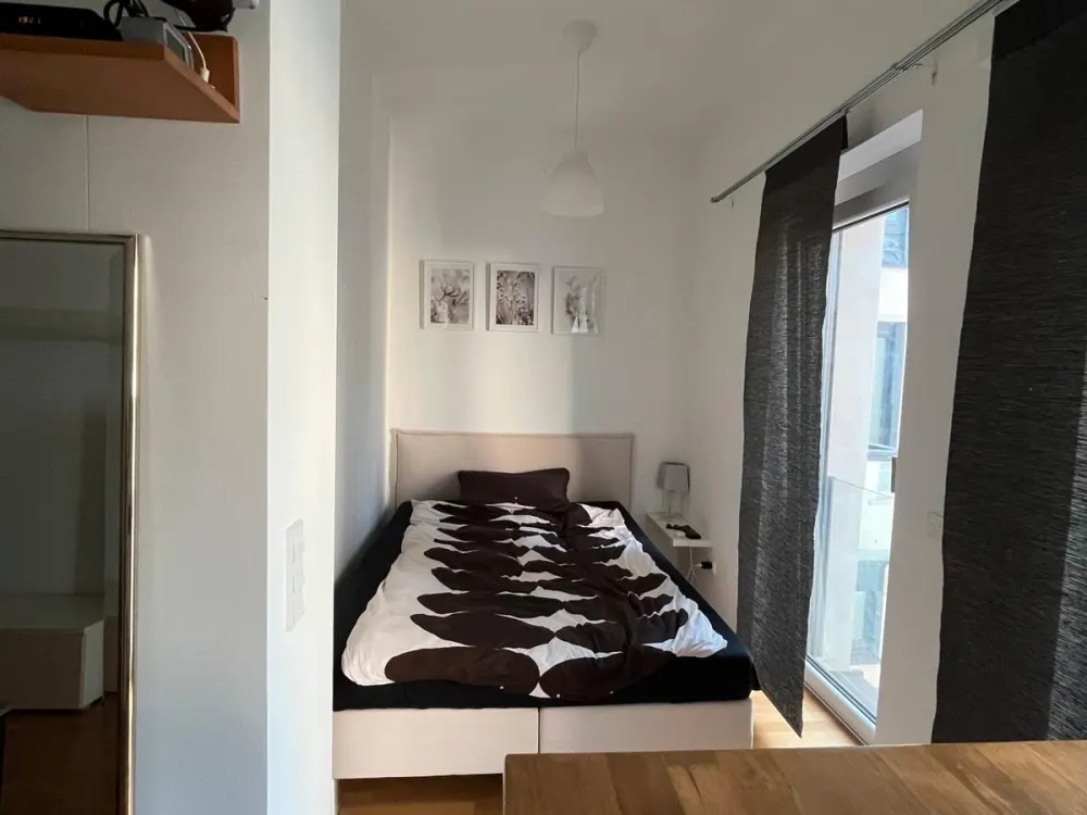 Wohnung zur Untermiete (18.09. bis 18.10.)