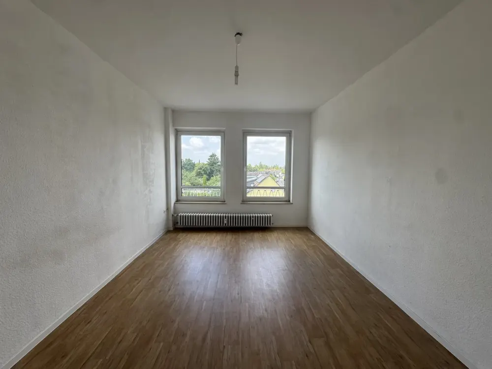 Helle Wohnung in Unterrath, 3 Zimmer, separater Küche, Balkon