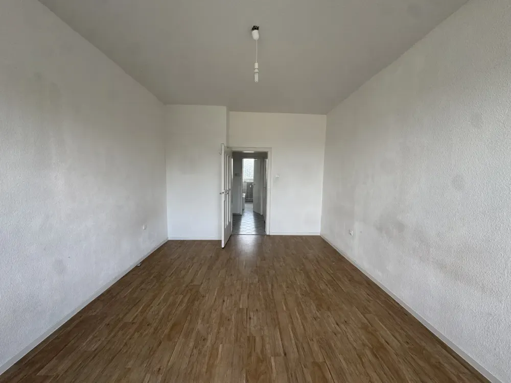 Helle Wohnung in Unterrath, 3 Zimmer, separater Küche, Balkon