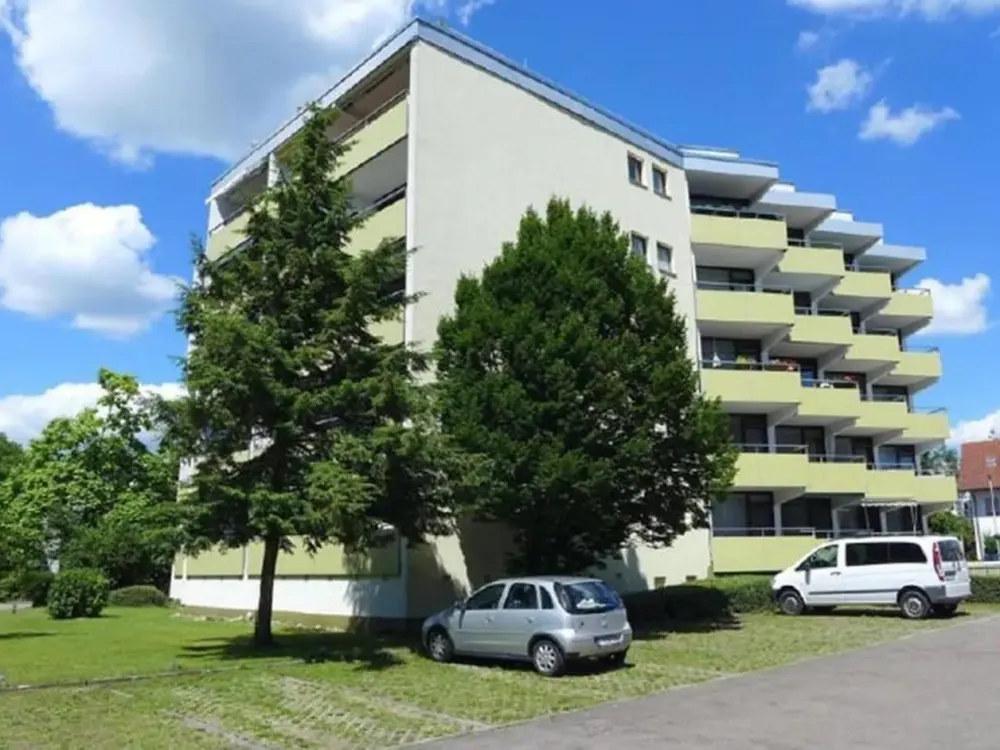 3-room apartment on Lake Constance with kitchen, balconies and swimming pool