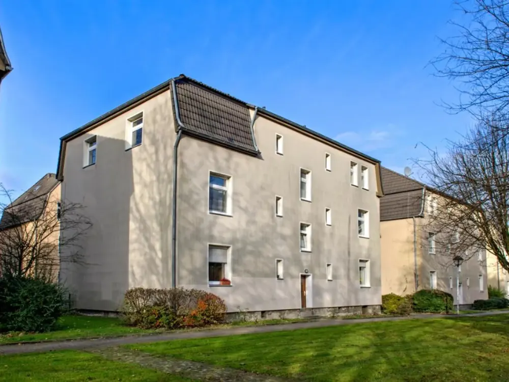 Available Immediately! 2-Room Apartment in Dortmund Bövinghausen