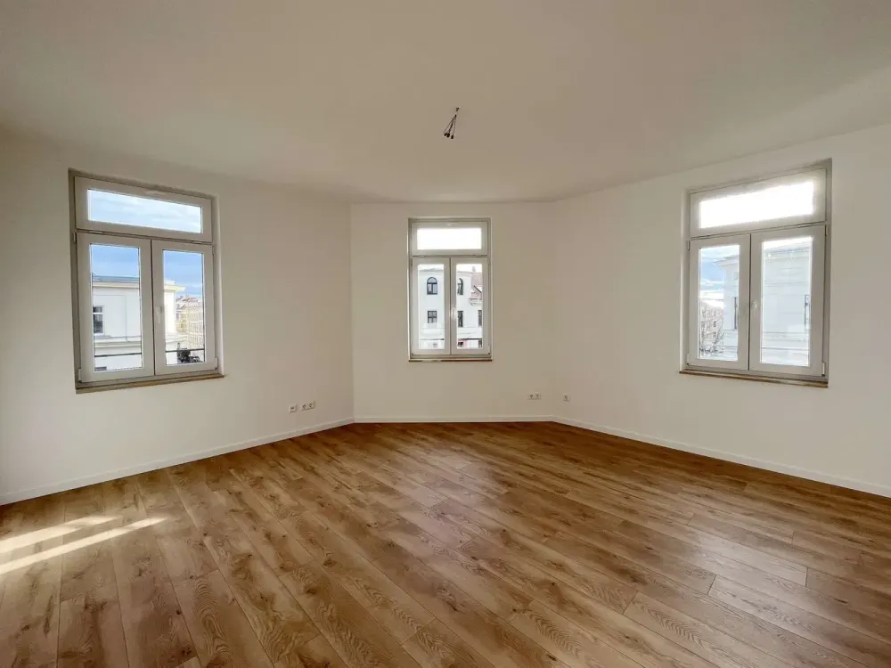 Moderne Helle 2-Raum-Wohnung mit Einbauküche