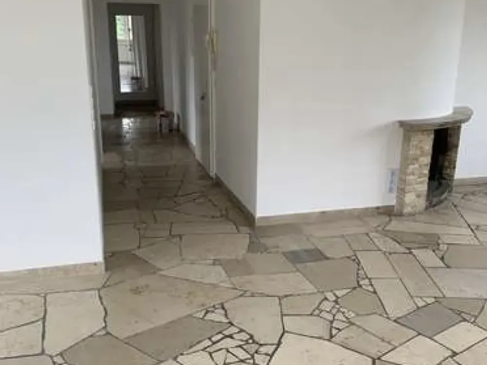 Charmante und helle 3-4 Zimmerwohnung direkt am Zollstockgürtel