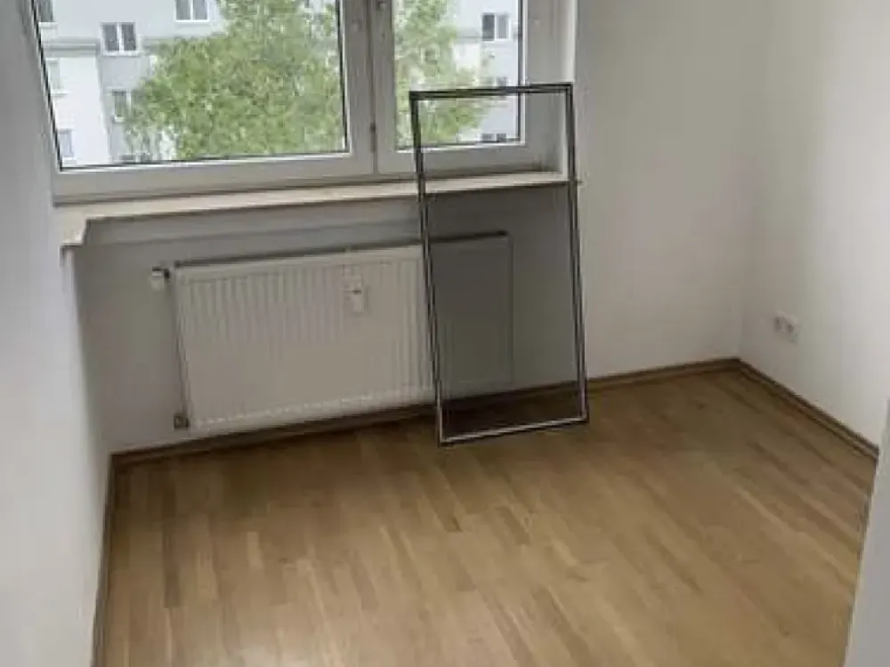 Charmante und helle 3-4 Zimmerwohnung direkt am Zollstockgürtel