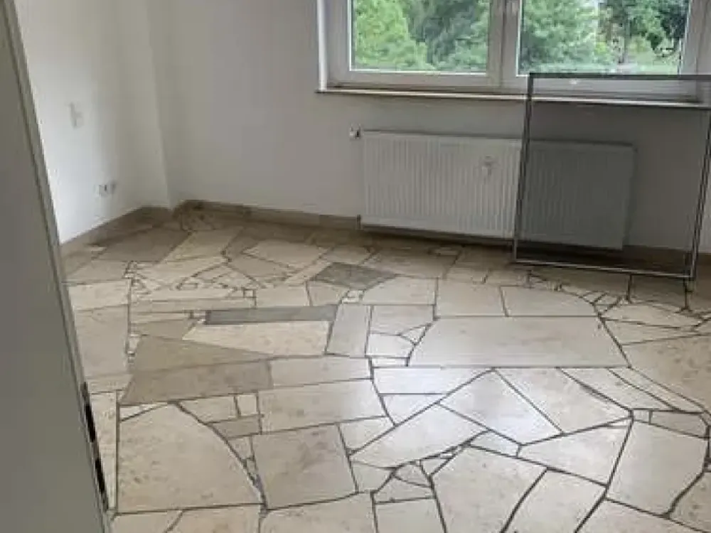 Charmante und helle 3-4 Zimmerwohnung direkt am Zollstockgürtel