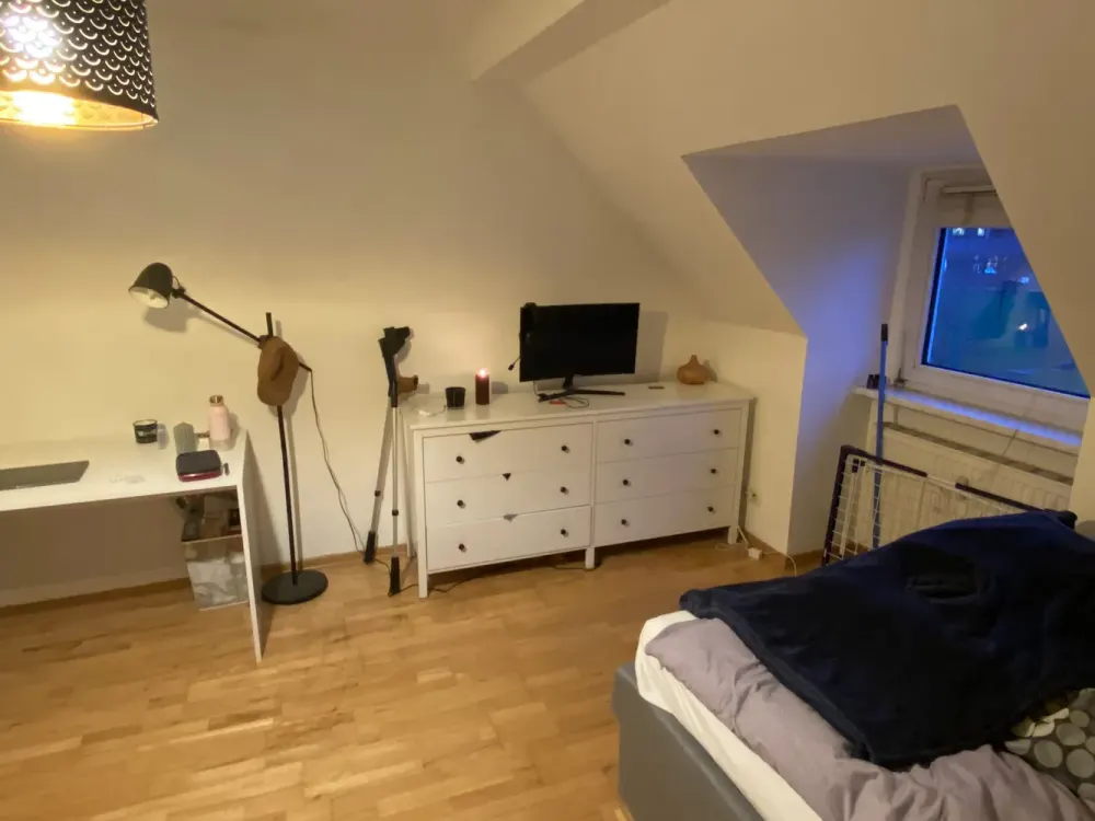 Zuhause mit einem Zimmer in zentraler Lage von Köln-Deutz