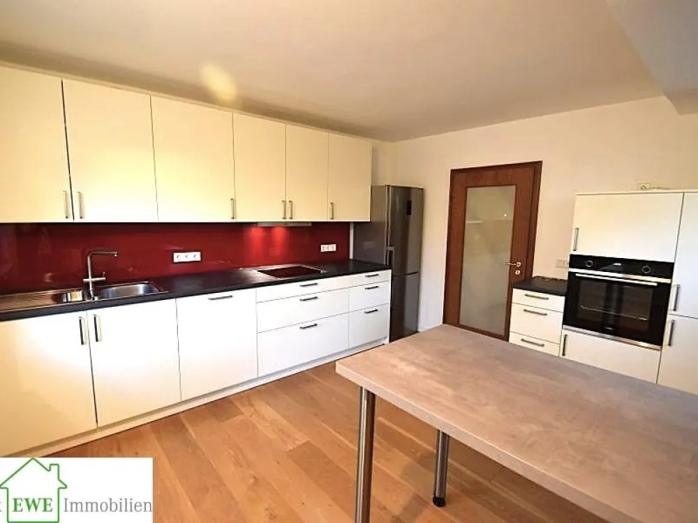 Objekt Nr. 443_2, 40593 Düsseldorf Urdenbach Top - Maisonette-Wohnung mit Balkon