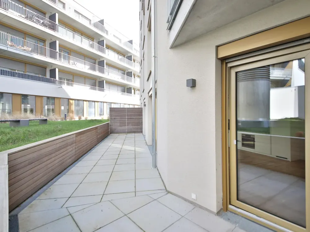 Neubau Erstbezug: schöne 2-Zimmer Wohnung mit XXL-Terrasse