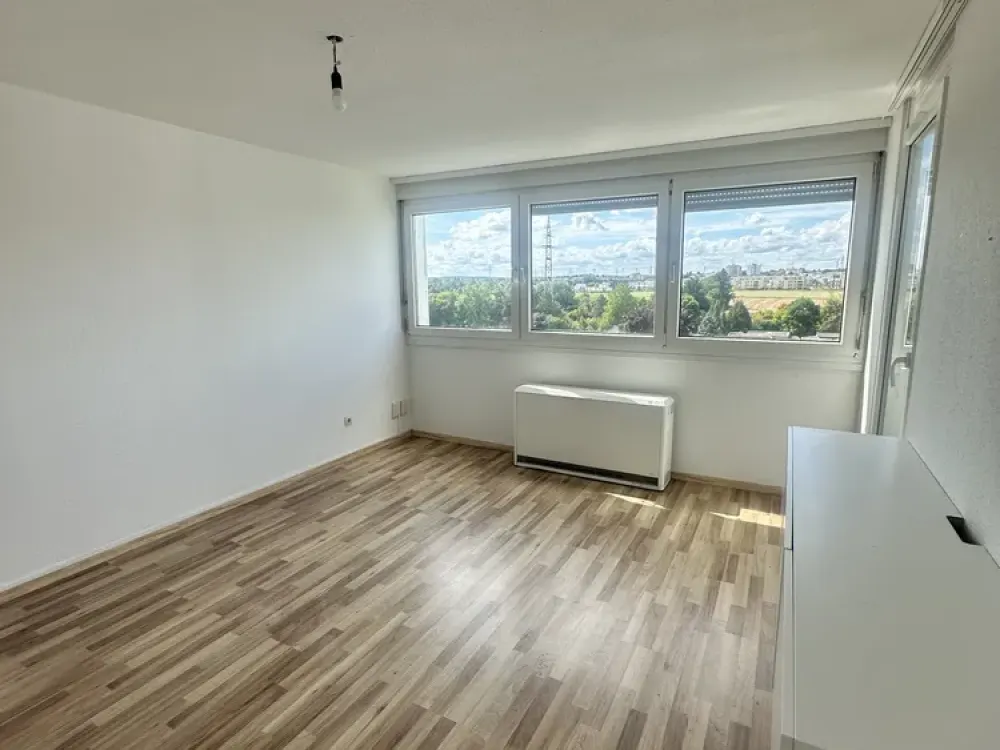 helle 2-Zimmer-Wohnung mit wunderschönem Ausblick in Sindelfingen