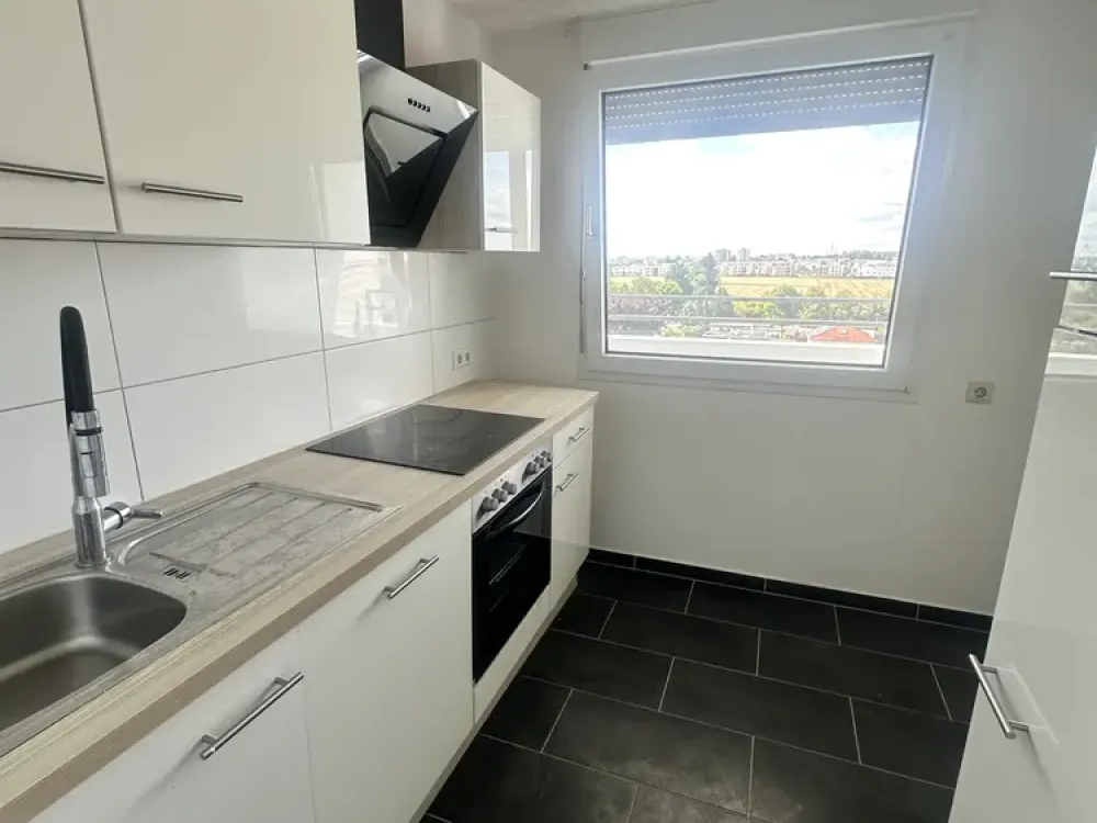 helle 2-Zimmer-Wohnung mit wunderschönem Ausblick in Sindelfingen