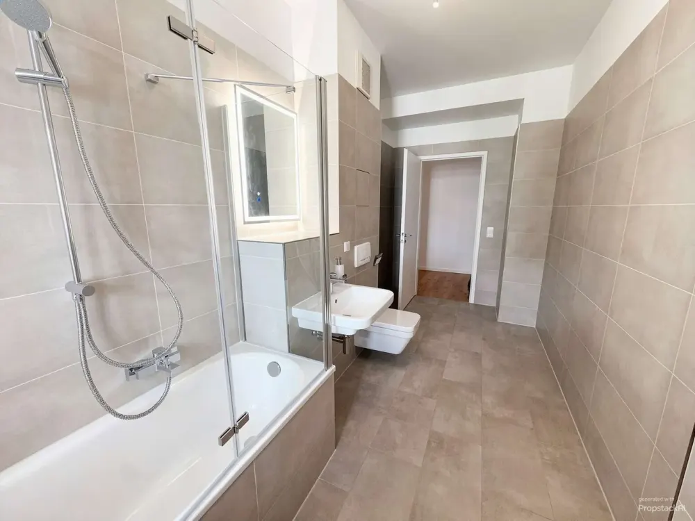 High-quality modernized including conservatory and fitted kitchen