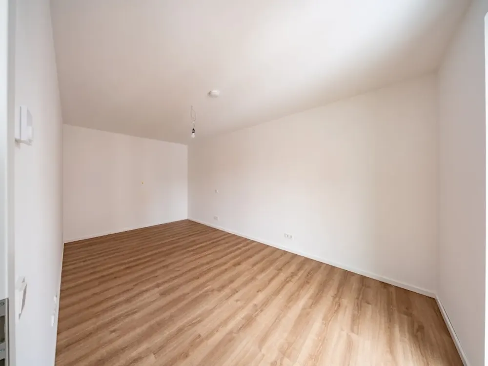 Neubau mit Fußbodenheizung im Erstbezug / WBS 220