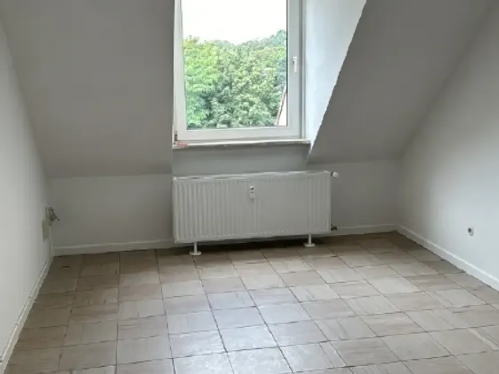 Moderne 2 Zimmer Whg. im Dachgeschoss