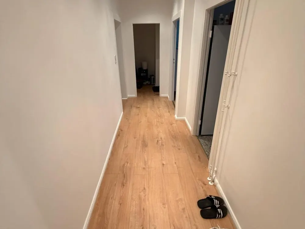 Möblierte 2-Zimmer-Wohnung mit Balkon in Berlin-Moabit bis 31.12.