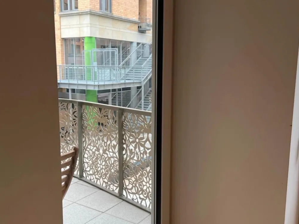 Mittendrin im Herzen von Stuttgart, 2-Zimmer-Wohnung mit Balkon