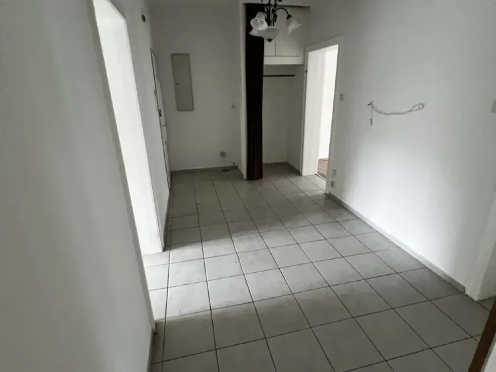 FRISCH SANIERT: 3,5 Zimmer im Saarlandstraßenviertel