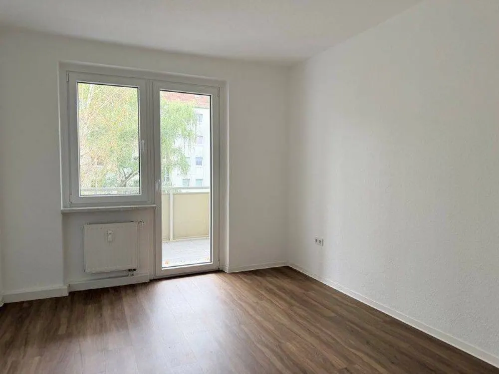 Wohnen mit Wohlfühlfaktor - zentrale 2-Raumwohnung mit Balkon und viel Tageslicht