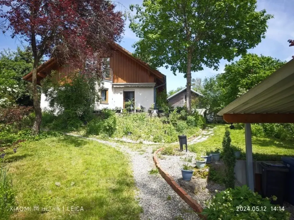 Charmante Erdgeschosswohnung mit Garten in zentraler Lage