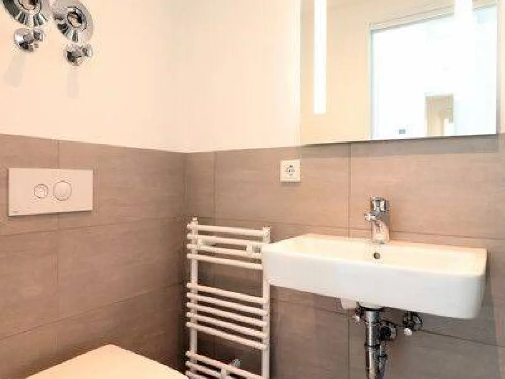 Modernes Apartment mit exklusivem Mobiliar - sofort zum Wohlfühlen