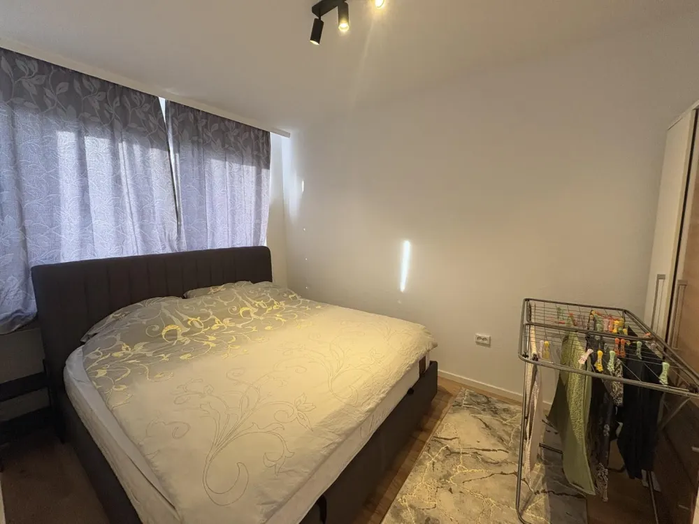 Zweitbezug nach Renovierung / 2-Zimmer Wohnung mit Einbauküche in zentraler Lage in Fürth