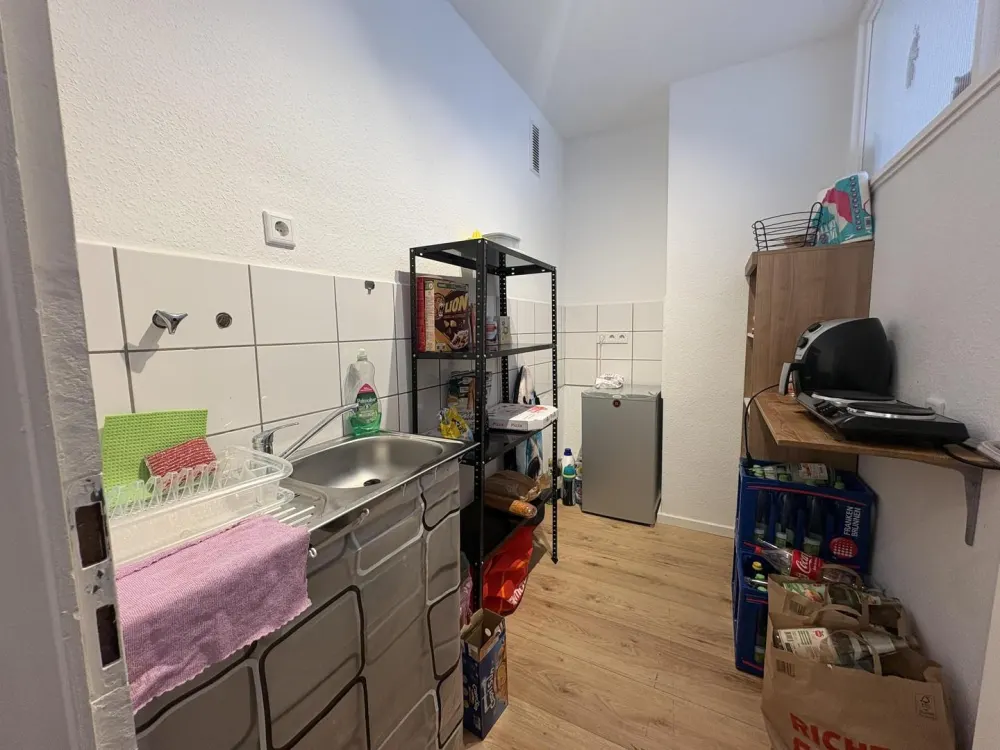 Zweitbezug nach Renovierung / 2-Zimmer Wohnung mit Einbauküche in zentraler Lage in Fürth