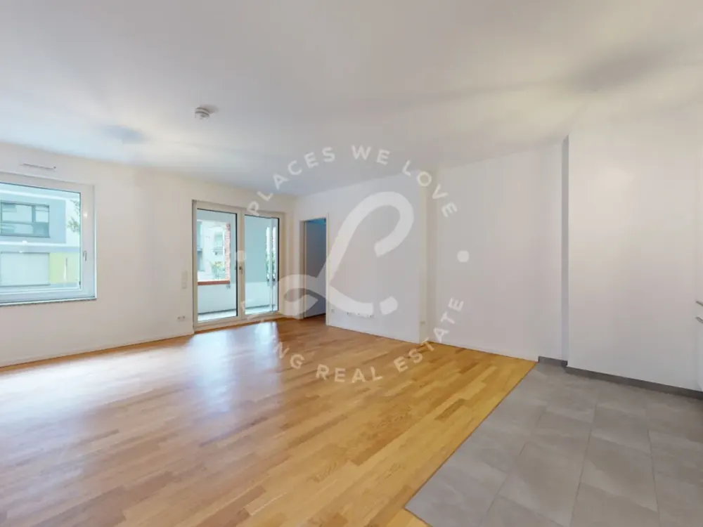 Charmante 2-Zimmer-Wohnung mit Einbauküche und großzügiger Loggia