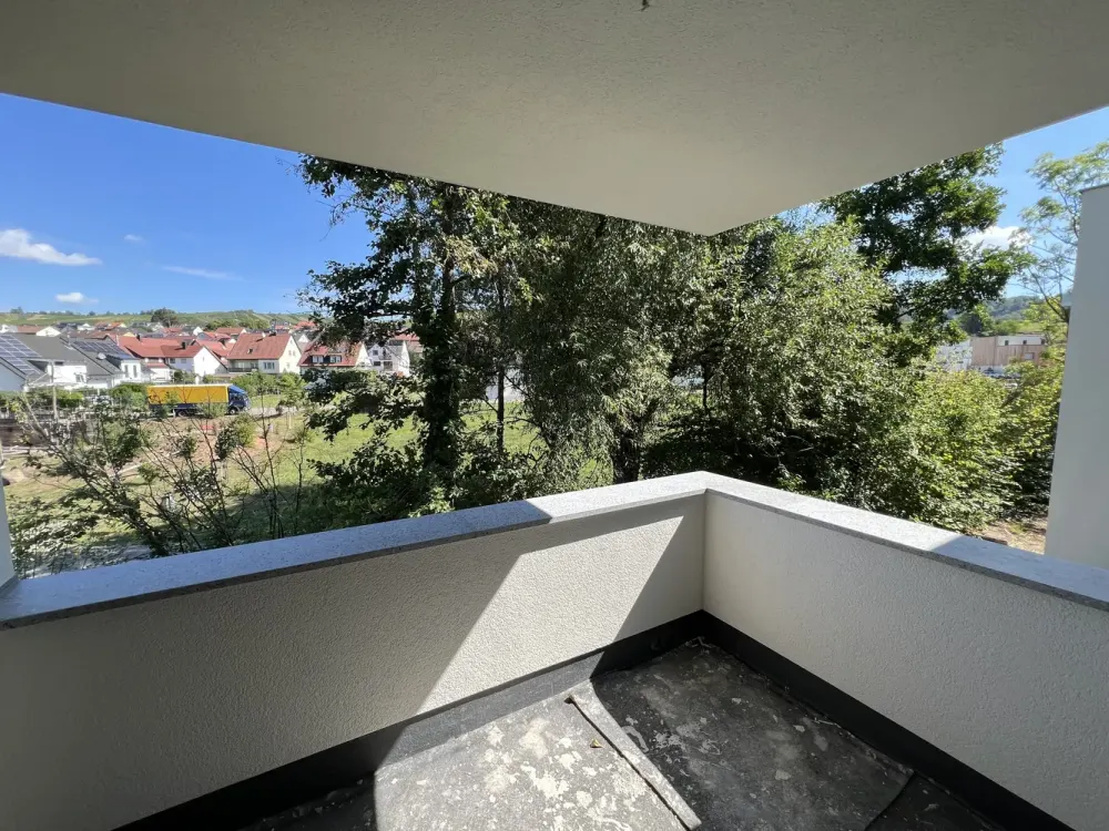 Charmante 3 Zimmer Neubauwohnung mit Balkon und Blick ins Grüne