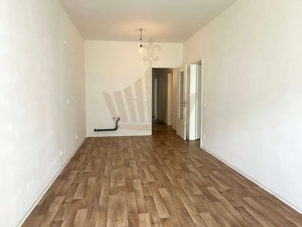 Großzügige 2,5 Zimmer | Ankleidezimmer | mit Süd-Wintergarten | in Bernau-Friedenstal