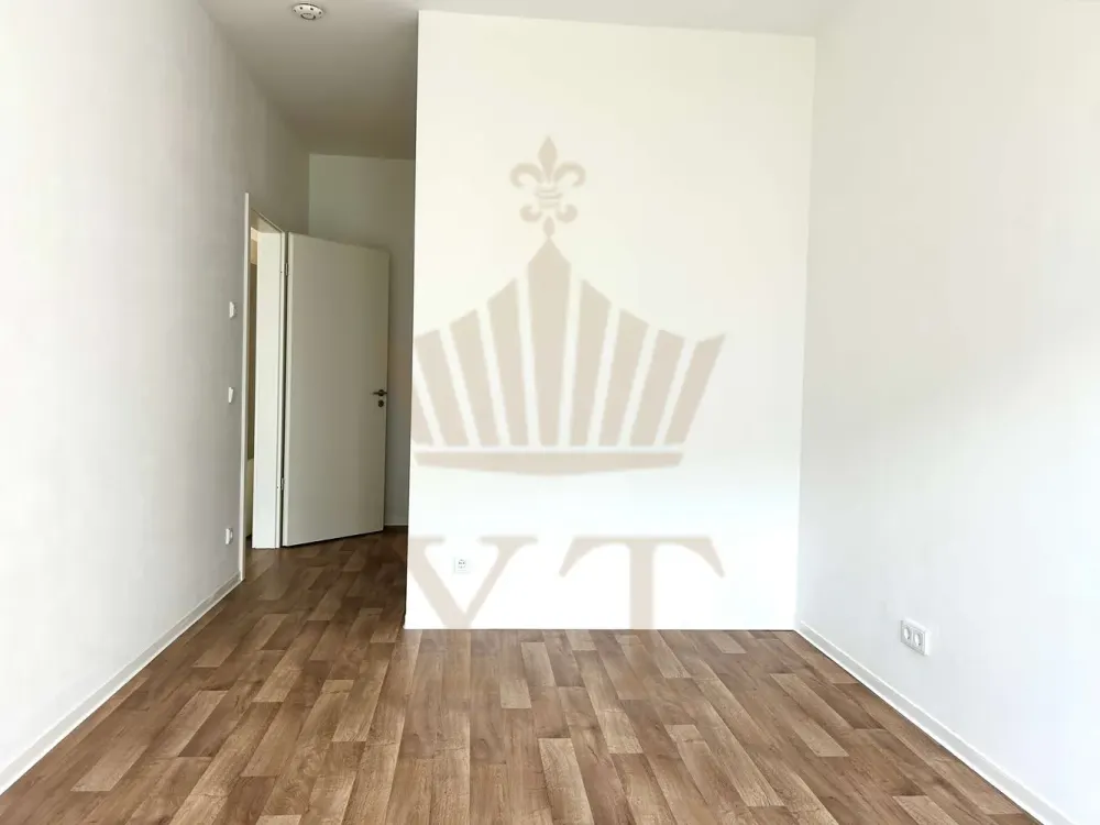 Großzügige 2,5 Zimmer | Ankleidezimmer | mit Süd-Wintergarten | in Bernau-Friedenstal