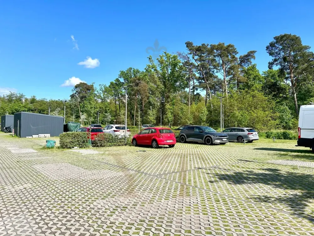 Großzügige 2,5 Zimmer | Ankleidezimmer | mit Süd-Wintergarten | in Bernau-Friedenstal