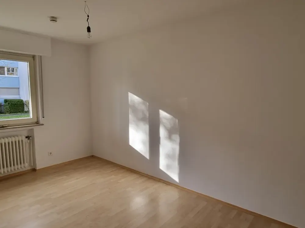 VON PRIVAT Schöne 3-Zimmer-Wohnung, Tiroler Straße, Sachsenhausen-Nord