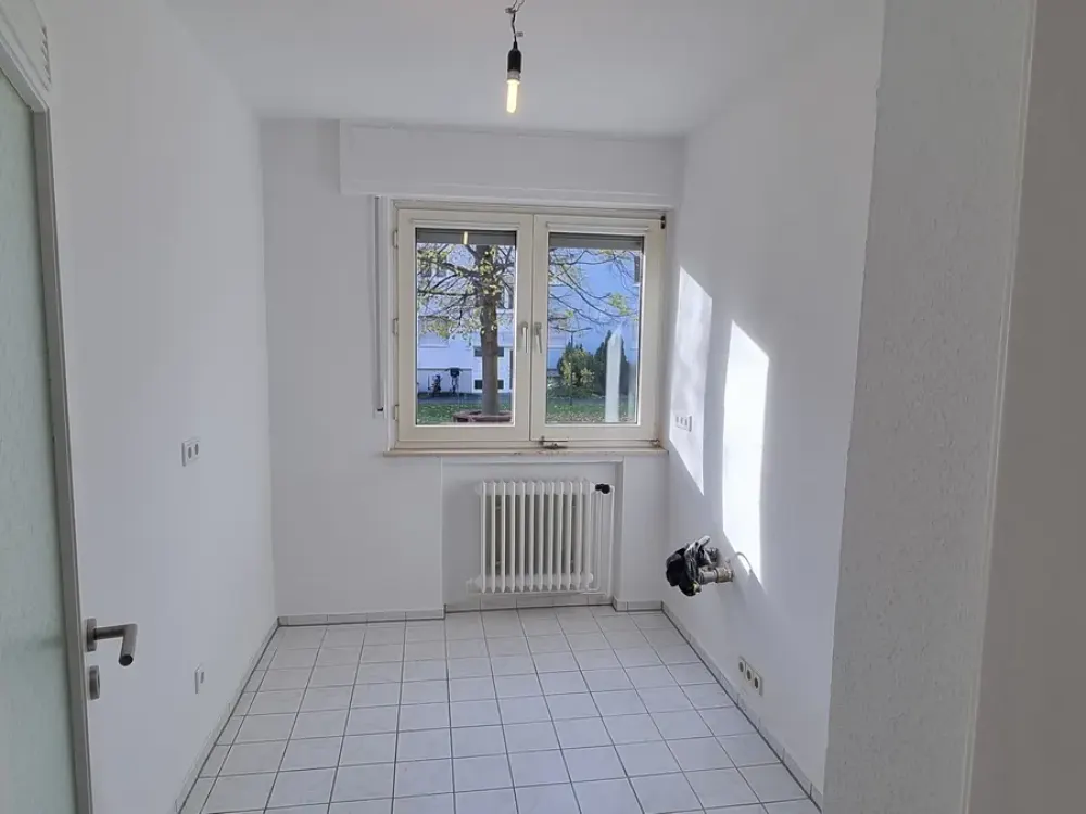 VON PRIVAT Schöne 3-Zimmer-Wohnung, Tiroler Straße, Sachsenhausen-Nord