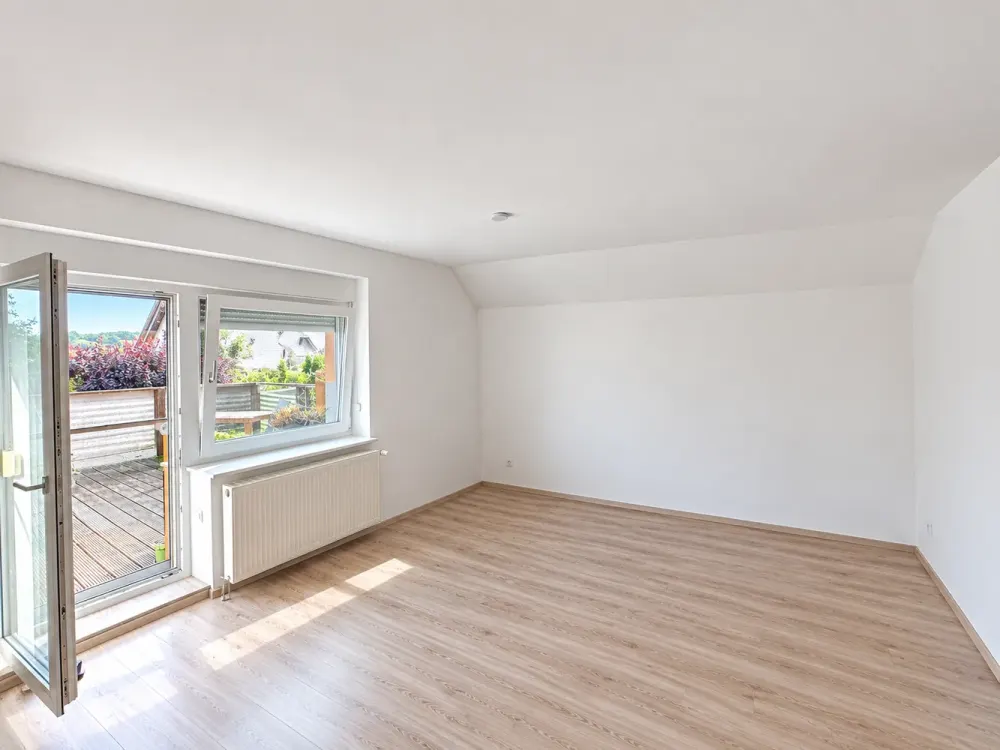 Gepflegte 2-Zimmer-Wohnung mit Dachterrasse