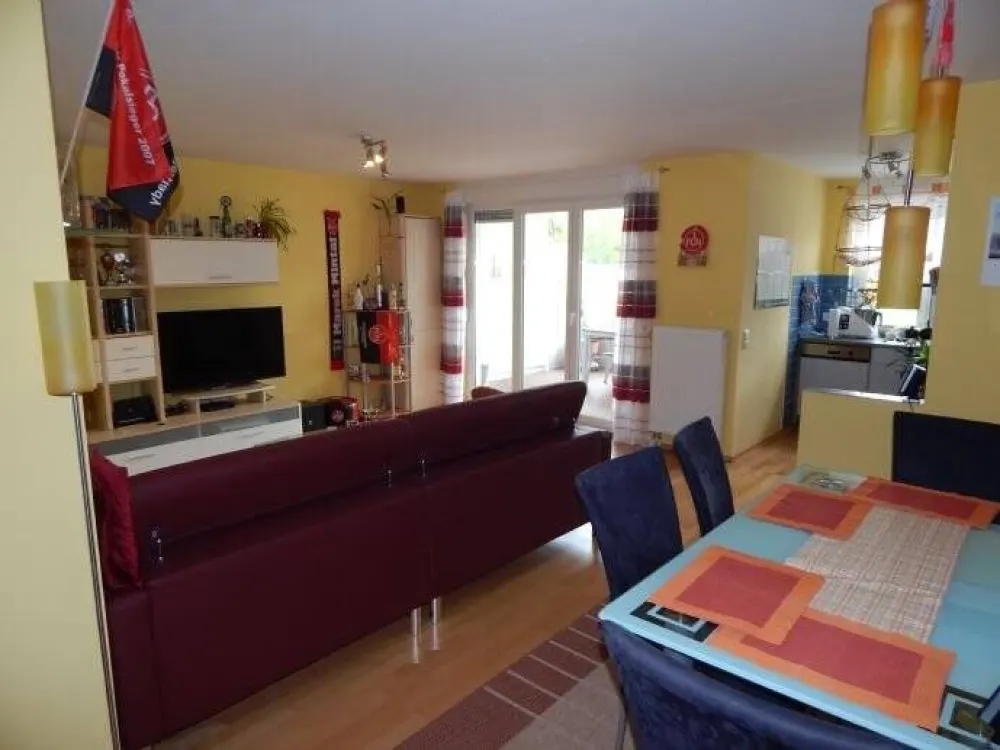 Lichtdurchflutete 3-Zimmer-Wohnung mit großem Süd-Balkon in Nürnberg - Reichelsdorfer Keller